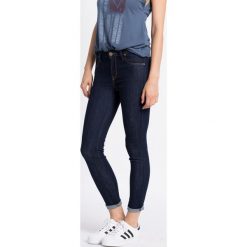 Lee - Jeansy. Niebieskie jeansy damskie rurki marki Lee. W wyprzedaży za 179,90 zł.