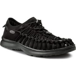 Sandały KEEN - Uneek 02 1018709 Black/Black. Czarne sandały męskie marki Keen, z tworzywa sztucznego, bez zapięcia. Za 379,95 zł.