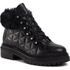 Trapery STOKTON - BLK17-FW19 Vitello/Toscana Nero Acc. Czarne trapery damskie Stokton, ze skóry, bez obcasa, bez zapięcia. W wyprzedaży za 639,00 zł.