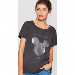 Koszulka z połyskującym nadrukiem Mickey Mouse Special Collection - Szary. Szare t-shirty damskie marki Mohito, l, z motywem z bajki. Za 69,99 zł.