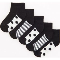 Skarpetki 5 pack - Czarny. Czarne skarpetki damskie Reserved, bez wzorów. Za 24,99 zł.