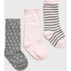 Blukids - Skarpetki dziecięce (3-Pack). Różowe skarpetki dziewczęce Blukids, bez wzorów, z elastanu. W wyprzedaży za 16,90 zł.