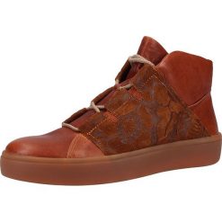 Skórzane sneakersy w kolorze jasnobrązowym. Pomarańczowe trampki i tenisówki damskie Think!, bez wzorów, na sznurówki. W wyprzedaży za 439,95 zł.