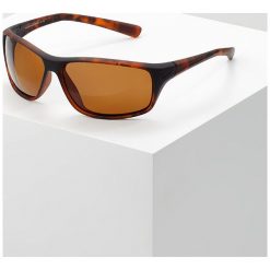 Nike Vision ADRENALINE Okulary przeciwsłoneczne mat tort/cargokhaki/pol brown. Czarne okulary przeciwsłoneczne męskie marki Nike Vision. W wyprzedaży za 376,35 zł.