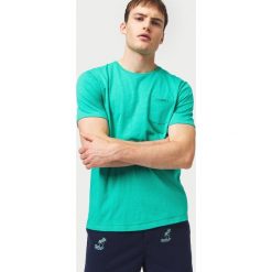 O'Neill Essentials Koszulka Zielony. Zielone podkoszulki męskie O'Neill, xxl, bez wzorów, z bawełny, bez kołnierzyka, z krótkim rękawem, krótkie. Za 102,95 zł.