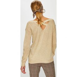 Answear - Sweter Animal Me. Żółte swetry klasyczne damskie marki ANSWEAR, s, z wełny, z okrągłym kołnierzem. W wyprzedaży za 89,90 zł.