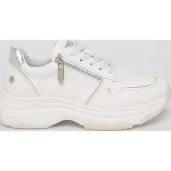 XTI - Buty. Białe buty sportowe damskie Xti, bez wzorów, ze skóry, sportowe. W wyprzedaży za 119,90 zł.