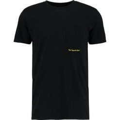 T-shirty męskie: Edwin TEIDE BEAST POCKET Tshirt z nadrukiem black