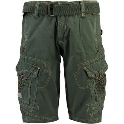 Bermudy "Peanut" w kolorze niebieskim. Niebieskie spodenki i szorty męskie Geographical Norway Men, m, w paski, z bawełny. W wyprzedaży za 119,95 zł.
