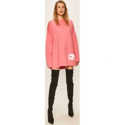Nike Sportswear - Bluza. Niebieskie bluzy damskie Nike Sportswear, s, z aplikacjami, z bawełny, bez rękawów, bez kaptura. Za 299,90 zł.