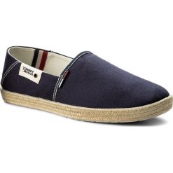 Espadryle TOMMY JEANS - Summer Slip On Shoe EM0EM00027 Ink 006. Niebieskie espadryle męskie marki Tommy Jeans, z jeansu. W wyprzedaży za 159,00 zł.