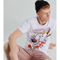 Koszulka Chojrak Tchórzliwy Pies - Biały. Białe koszulki męskie Cropp, s, bez wzorów, bez kołnierzyka, bez rękawów. Za 59,99 zł.