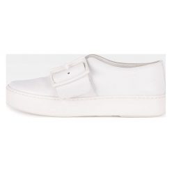 What For tenisówki slip-on damskie Rafa 38 białe. Białe trampki i tenisówki damskie What For, bez wzorów, na klamry. W wyprzedaży za 229,00 zł.