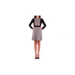 Sukienki krótkie Trussardi 56D00160-1T001517. Różowe sukienki damskie marki Trussardi, bez wzorów, bez kołnierzyka, z krótkim rękawem, krótkie, mini. Za 372,47 zł.
