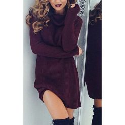 Sweter PLOGY PURPLE. Fioletowe bluzy damskie Sweter PLOGY PURPLE, uniwersalny, bez wzorów. W wyprzedaży za 79,00 zł.