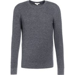 Club Monaco DONEGAL Sweter charcoal. Szare swetry klasyczne męskie marki Club Monaco, m, z jedwabiu. W wyprzedaży za 426,30 zł.