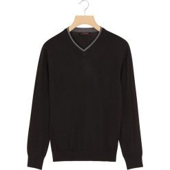 Sweter w kolorze czarnym. Czarne swetry męskie Rodier, s, z wełny, klasyczne. W wyprzedaży za 99,95 zł.