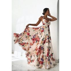 Sukienka ABIGAIL. Sukienki damskie Sukienka ABIGAIL, s, bez wzorów, eleganckie, bez kołnierzyka, bez rękawów. W wyprzedaży za 129,00 zł.