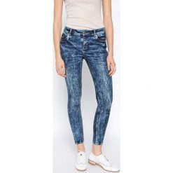 Medicine - Jeansy Artisan. Niebieskie jeansy damskie marki MEDICINE. W wyprzedaży za 79,90 zł.