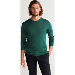 Mango Man - Sweter Casares. Zielone swetry męskie Mango Man, s, bez wzorów, z jedwabiu, z okrągłym kołnierzem, bez kaptura. Za 139,90 zł.