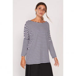 Koszulka w kolorze biało-granatowym ze wzorem. Niebieskie t-shirty damskie marki Dioxide, s, w paski, z dekoltem w łódkę, z długim rękawem. W wyprzedaży za 89,95 zł.