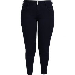Only Carmakoma ONLCARANNA RAIN MID Jeans Skinny Fit dark blue denim. Niebieskie jeansy damskie Only Carmakoma, z elastanu. Za 169,00 zł.