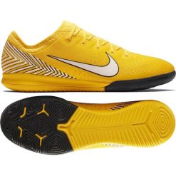 Buty piłkarskie Nike Mercurial Vapor 12 Neymar Pro Ic M AO4496-710. Żółte buty sportowe męskie Nike, ze skóry, bez zapięcia, do piłki nożnej. W wyprzedaży za 439,00 zł.