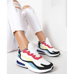 Białe Sneakersy Daeilina. Białe sneakersy damskie Born2be. W wyprzedaży za 69,99 zł.