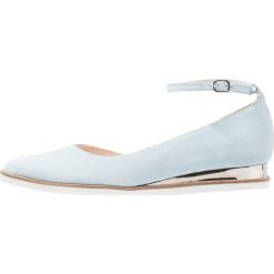 Buty ślubne damskie: Zign Czółenka na koturnie light blue