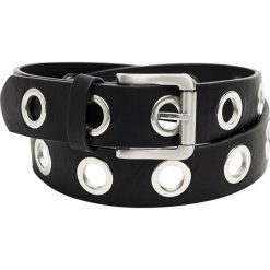 Pasek z oczkami. Czarne paski damskie Pull&Bear, w paski. Za 39,90 zł.