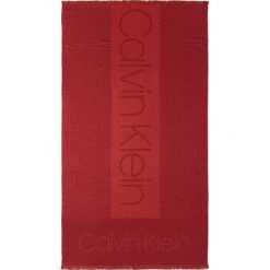 Calvin Klein - Szal. Brązowe szaliki damskie Calvin Klein, bez wzorów, z wiskozy. Za 299,90 zł.