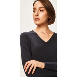 Marc O'Polo - Sweter. Niebieskie swetry damskie Marc O'Polo, s, bez wzorów, z elastanu, bez rękawów, bez kaptura. W wyprzedaży za 399,90 zł.