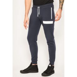 Spodnie dresowe Colmar About 8245 5TK. Niebieskie jeansy męskie Colmar, xl, bez wzorów. W wyprzedaży za 259,00 zł.