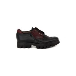 Derby Airstep / A.S.98 TRONCHETTO. Czarne półbuty damskie marki Airstep / A.S.98, bez wzorów, bez obcasa, bez zapięcia. Za 626,07 zł.