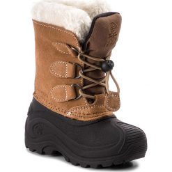 Śniegowce KAMIK - Snowdasher WK8315 Putty Beige. Pomarańczowe śniegowce dziewczęce marki Kamik, bez zapięcia. W wyprzedaży za 239,00 zł.