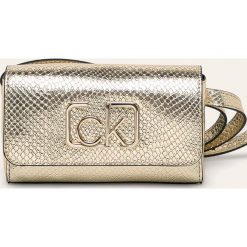 Calvin Klein - Nerka. Żółte nerki damskie Calvin Klein, w paski, ze skóry ekologicznej, casualowe, małe, bez dodatków. Za 389,90 zł.