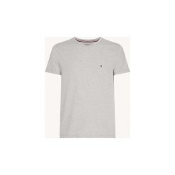 T-shirty z krótkim rękawem Tommy Hilfiger MW0MW09812 ESSENTIAL TEE. Szare t-shirty męskie TOMMY HILFIGER, xl, bez wzorów, bez kołnierzyka, krótkie. Za 131,30 zł.