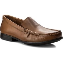 Mokasyny męskie: Mokasyny CLARKS – Claude Plain 261243167 Tan Leather