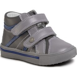 Sneakersy BARTEK - 11812/7-76Q Szary. Szare trampki chłopięce Bartek, bez wzorów, ze skóry, bez zapięcia. Za 189,00 zł.