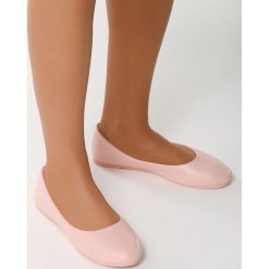 Różowe Balerinki Nice Day. Różowe baleriny damskie Born2be, bez wzorów, z jeansu, eleganckie, bez obcasa. Za 49,99 zł.