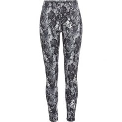 Legginsy bonprix szaro-czarny we wzór skóry węża. Szare legginsy damskie bonprix, bez wzorów, ze skóry. Za 79,99 zł.
