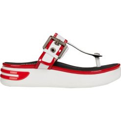 Geox Sandały damskie Ottaya Sandal B White / Szkarłatny D92CMB-08502-C1Z7Y (rozmiar 36). Czerwone sandały damskie Geox, bez wzorów, bez obcasa, na platformie, bez zapięcia. W wyprzedaży za 277,00 zł.
