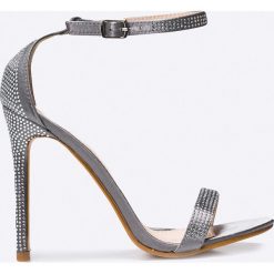 Public Desire - Sandały. Szare sandały damskie marki Public Desire, z materiału, na obcasie. W wyprzedaży za 79,90 zł.