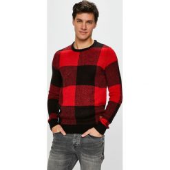 Jack & Jones - Sweter. Czerwone swetry męskie Jack & Jones, xl, bez wzorów, z dzianiny, z okrągłym kołnierzem, bez kaptura. W wyprzedaży za 59,90 zł.
