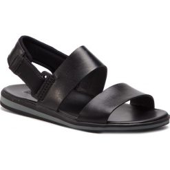 Sandały CAMPER - Spray K100206-008 Black. Czarne klapki męskie Camper, bez wzorów, ze skóry. W wyprzedaży za 339,00 zł.
