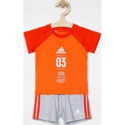 Adidas Performance - Komplet dziecięcy 62-104 cm. Pomarańczowe spodnie chłopięce adidas Performance, bez wzorów, z bawełny, krótkie. Za 99,90 zł.