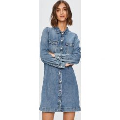 Levi's - Sukienka jeansowa. Niebieskie sukienki damskie Levi's®, na co dzień, s, bez wzorów, z bawełny, casualowe, bez kołnierzyka, z długim rękawem, długie, mini, proste. Za 389,90 zł.