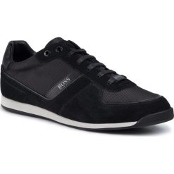 Sneakersy BOSS - Glaze 50407903 10214592 01 Black 003. Czarne sneakersy męskie Boss, na co dzień, bez wzorów, z zamszu, bez zapięcia. W wyprzedaży za 449,00 zł.