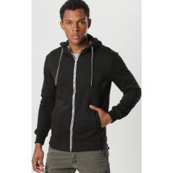 Czarna Bluza Lorelila. Czarne bluzy męskie Born2be, s, bez wzorów, bez kołnierzyka, bez rękawów, bez kaptura. W wyprzedaży za 69,99 zł.