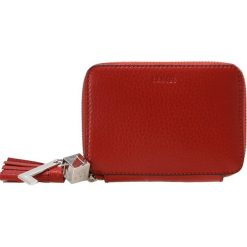 Lancel NINE CONTINENTAL Portfel red lancel. Czerwone portfele damskie marki Lancel. Za 989,00 zł.